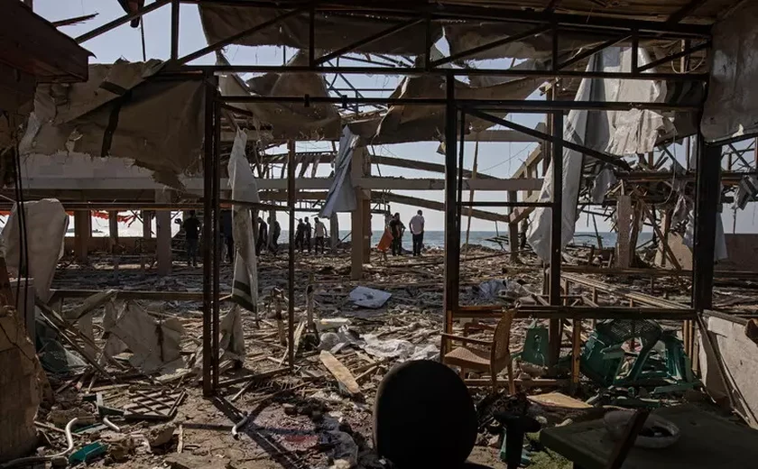 Número de mortos em ataque contra cafeteria em Gaza vai a 39