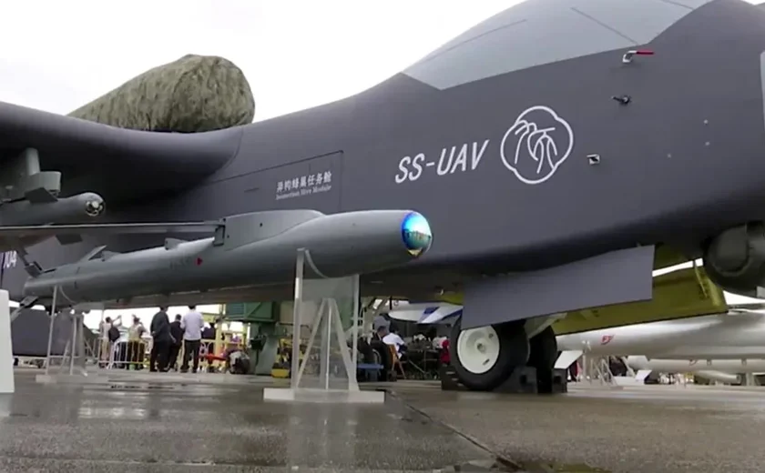 Drone chinês que pode carregar até 1.200 kg efetua 1º voo