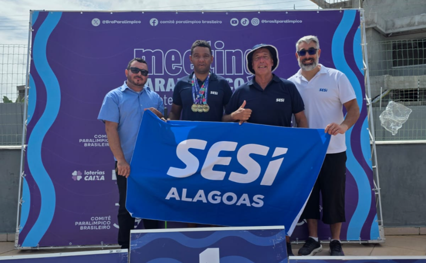 Três provas, três ouros: nadador do Sesi Alagoas brilha em seletiva paralímpica