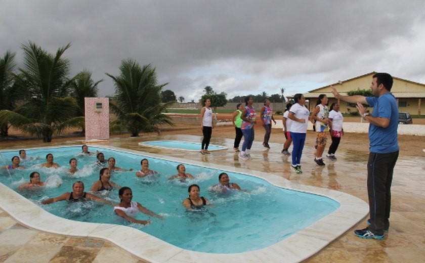 Arapiraca: UBS do Capim ganha piscina de hidroginástica