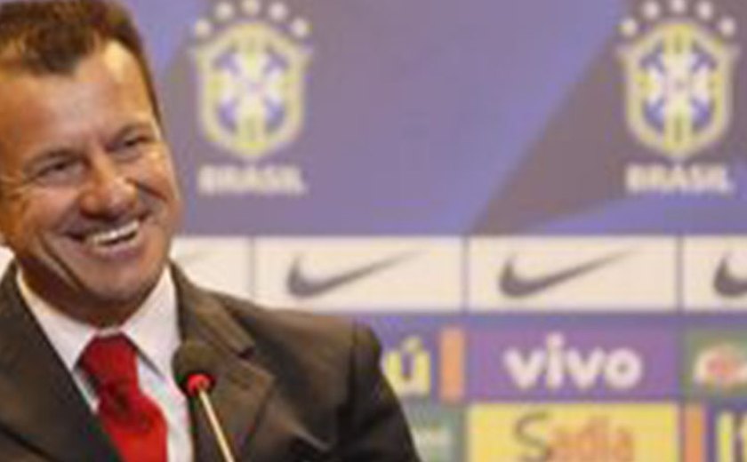 Dunga: Brasil precisa encontrar soluções para o futebol dentro do país