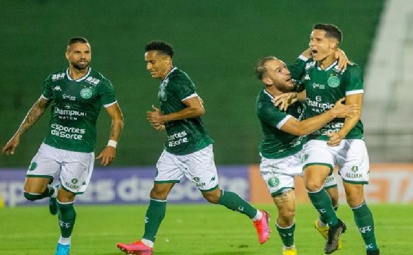 Guarani vira em dois minutos, afunda Portuguesa e volta a ganhar no Paulistão