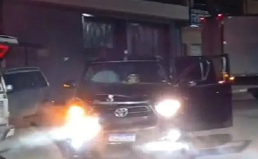 Motorista embriagado bate em viatura da PM durante operação em Palmeira dos Índios