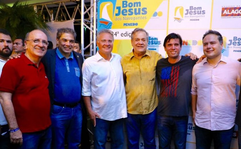 Senador Renan prestigia festa do Bom Jesus dos Navegantes em Penedo