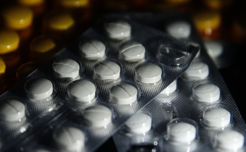 Anvisa aprova projeto-piloto para bula digital de medicamentos