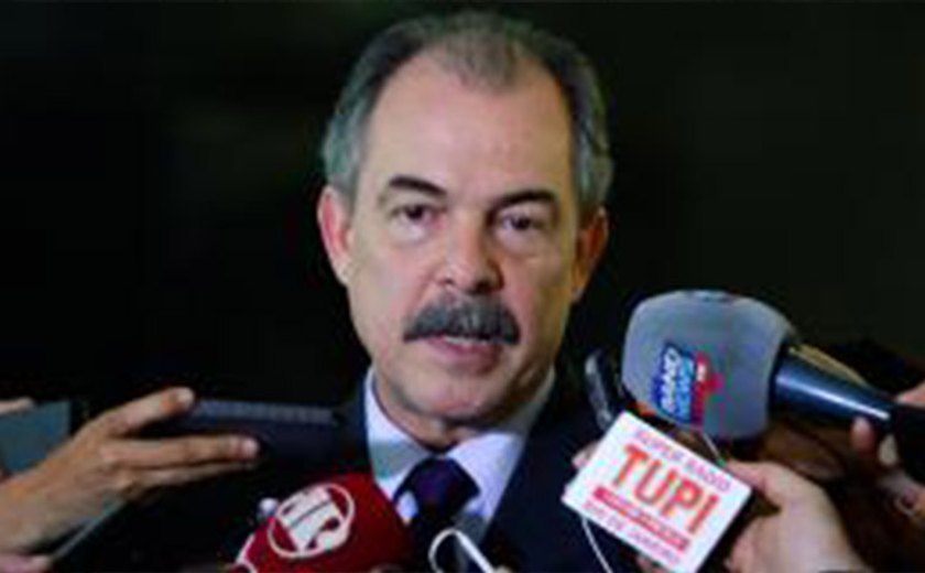 STF afirma que Mercadante e Aloysio Nunes não são investigados na Lava Jato