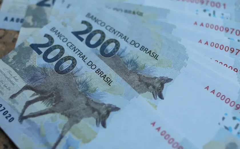 Ipea propõe imposto mínimo de 14% para super-ricos e isenção de IR para quem ganha até R$ 5 mil