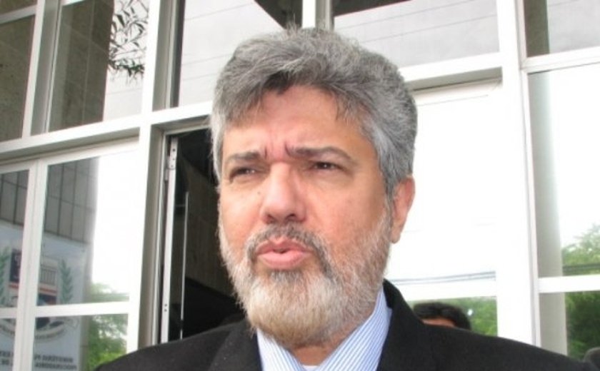 Conselho Superior autoriza afastamento de Eduardo Tavares para assumir a SEDS