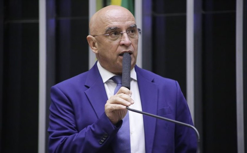 Bancada do PDT decide desembarcar da base do governo Lula na Câmara