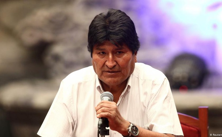 Morales pede ajuda do papa e da ONU para mediação da crise na Bolívia