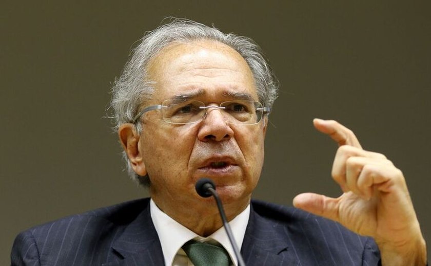 Guedes: por extra de Auxílio, é só aprovar reforma tributária um dia após eleição