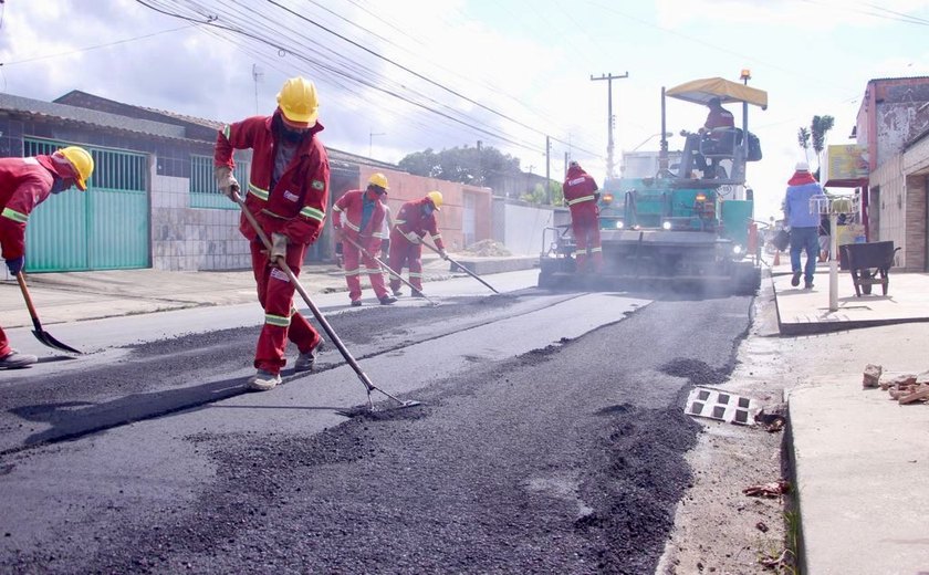 Obras do Programa Mais Asfalto seguem a todo vapor no Conjunto Eustáquio Gomes