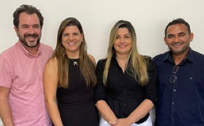 Prefeita Marcela Gomes empossa nova secretária de Agricultura de Novo Lino