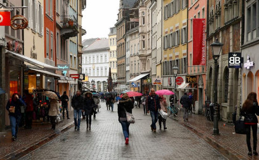 Vendas no varejo na zona do euro sobem 4,6% em maio ante abril