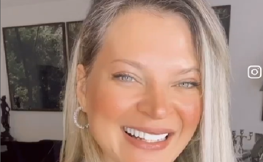 Joice Hasselmann mostra rotina de treino de abdome e braços nas redes sociais