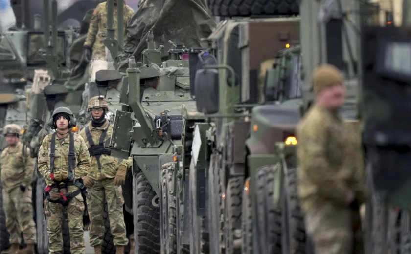 EUA pressionam OTAN a suavizar menções à Ucrânia na declaração final da cúpula