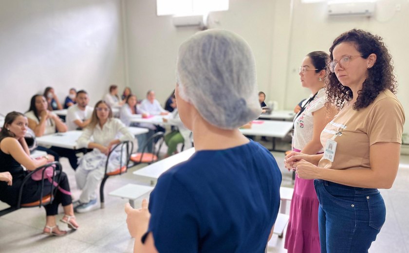 Hospital de Emergência do Agreste realiza aula inaugural com acadêmicos que vão iniciar estágio