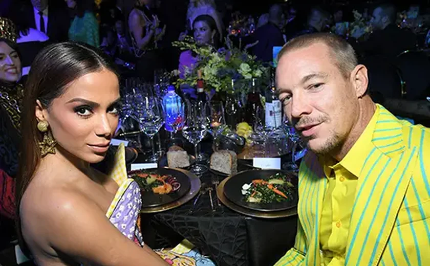Diplo, DJ que abre show de Madonna, tocou com Anitta no Coachella: 'Ela trabalha mais do que qualquer outra pessoa'