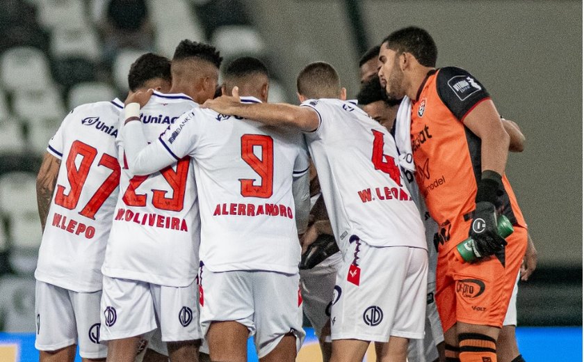Brasileirão: se Vitória vencer Atlético-MG, rodada terminará com quatro gigantes na zona de rebaixamento