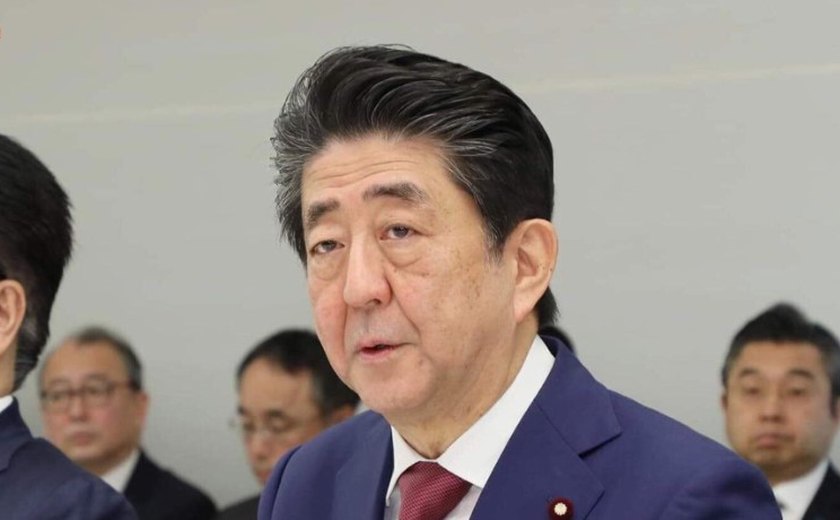Relatório do governo japonês cita recuperação econômica e persistência de incertezas com EUA