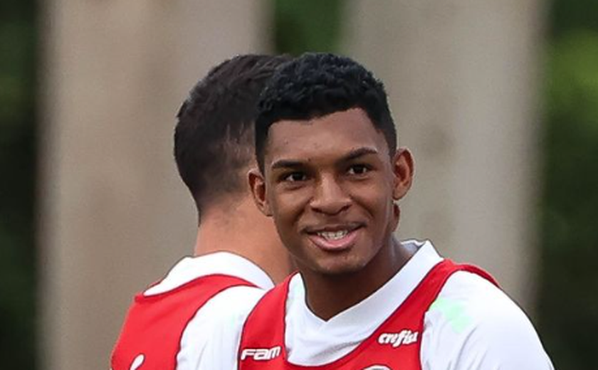 Palmeiras prorroga contrato de Luiz Guilherme e Flaco vibra com virada: 'É coisa de louco'