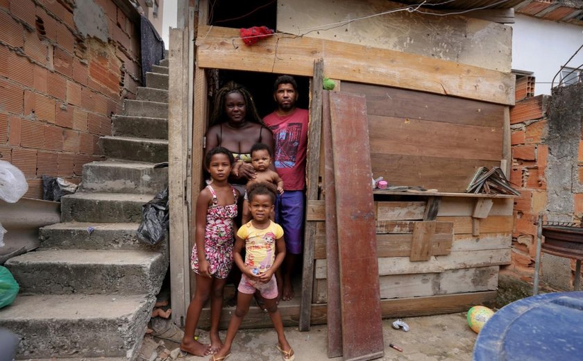 Unicef: Ao menos 32 milhões de crianças vivem na pobreza no Brasil
