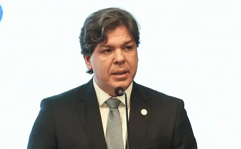 Novo ministro das Comunicações, diz, em posse, que dará prosseguimento às políticas do setor