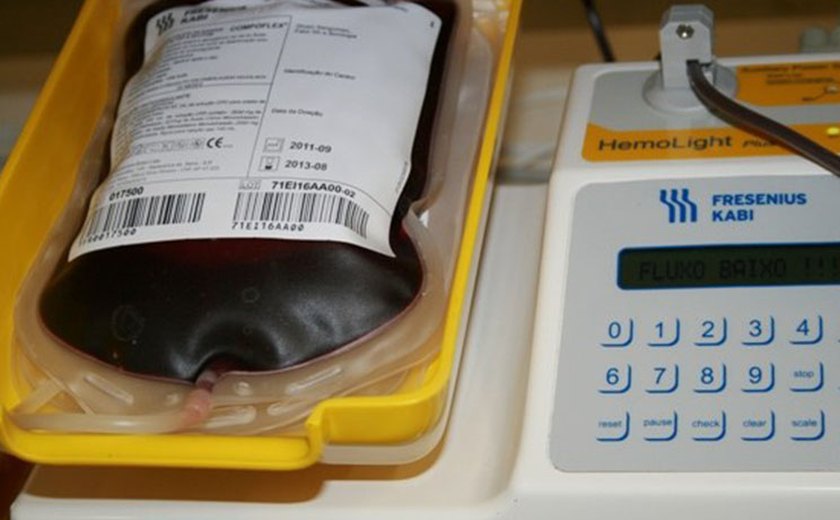 Com apenas 51% do estoque mínimo, Hemoal apela por doações de sangue
