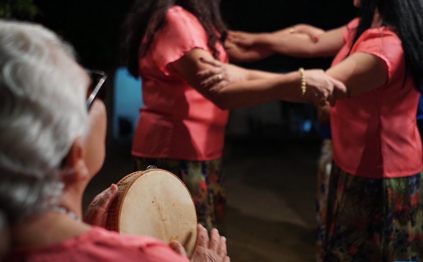Curta arapiraquense sobre o canto das Destaladeiras de Fumo será destaque na abertura do Festival de Cinema de Arapiraca