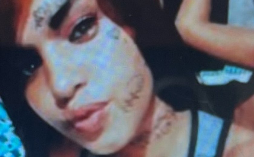 Jovem é encontrada morta com múltiplas facadas em área de mata em Maceió