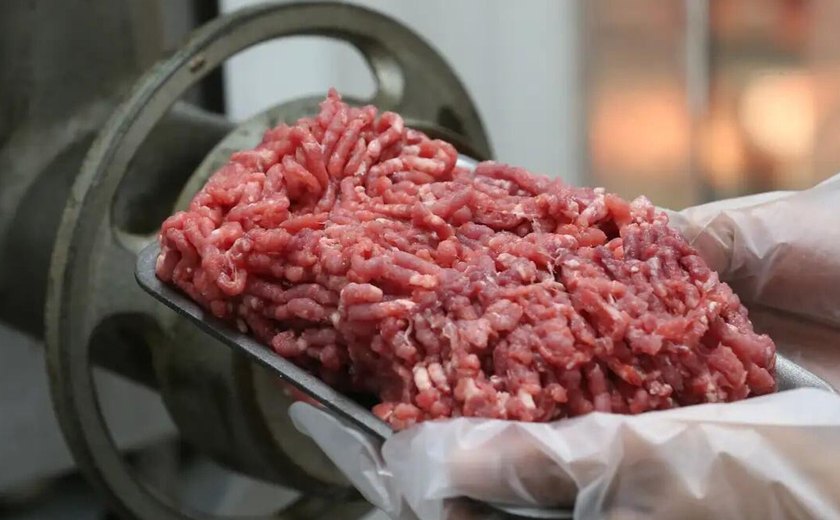China vai investigar importação de carne bovina ao país, incluindo do Brasil