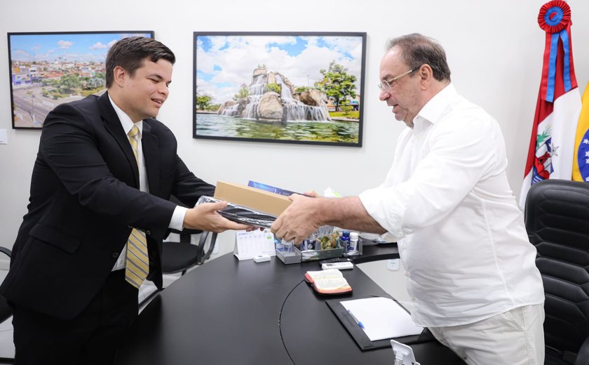 Luciano Barbosa parabeniza a Justiça Federal em Arapiraca pelos 20 anos da interiorização em Alagoas
