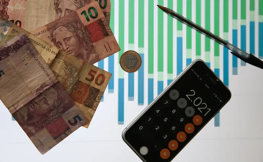 Chance de Fed entregar 2 cortes de juros em 2024 cresce a 40% após sequência de dados