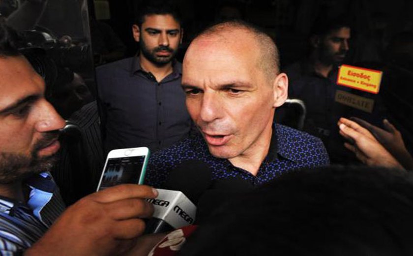 Ministro das Finanças da Grécia pede demissão após vitória do não