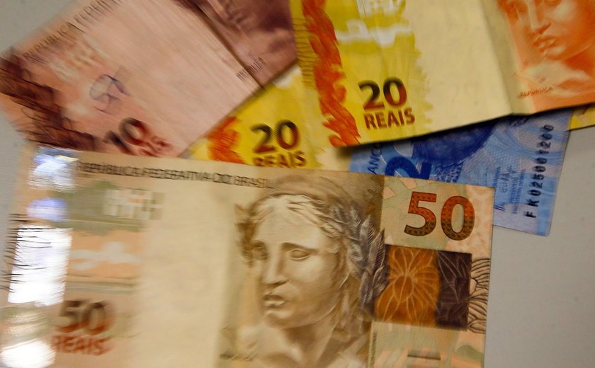 Brasileiros sacaram R$ 241 milhões em valores a receber em dezembro
