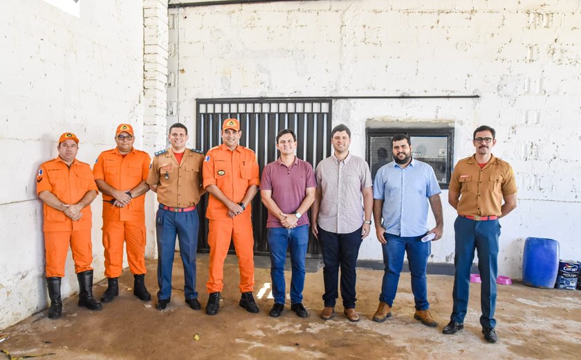 Reunião discute implantação de Posto do Corpo de Bombeiros em Coruripe