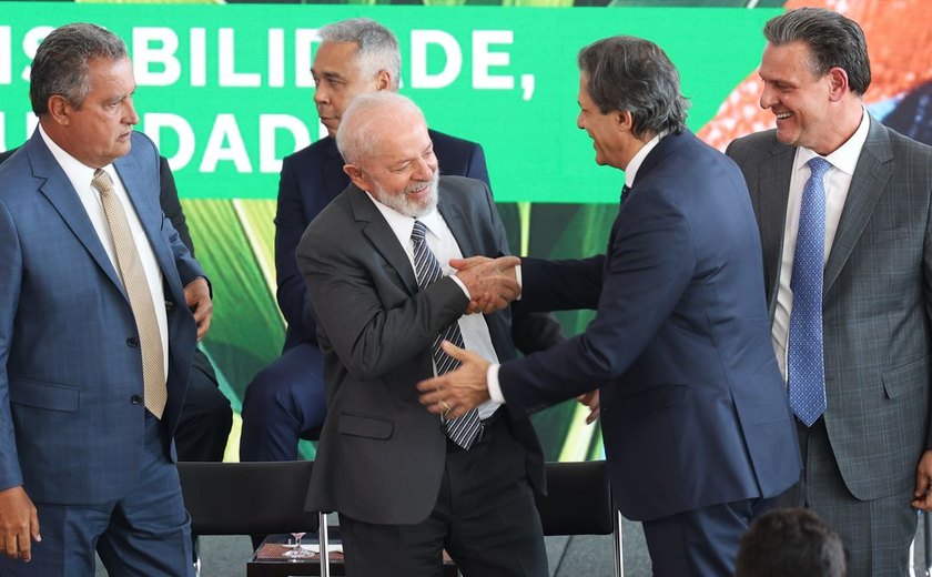 'País jamais será irresponsável do ponto de vista fiscal', diz Lula