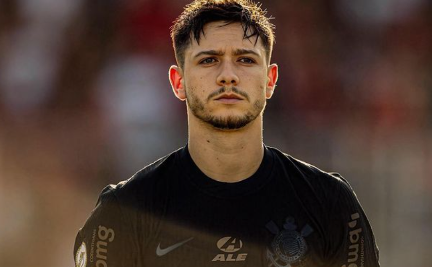 Garro pediu conselho de ídolos do elenco do Corinthians antes de assumir camisa 10: 'Respeito'