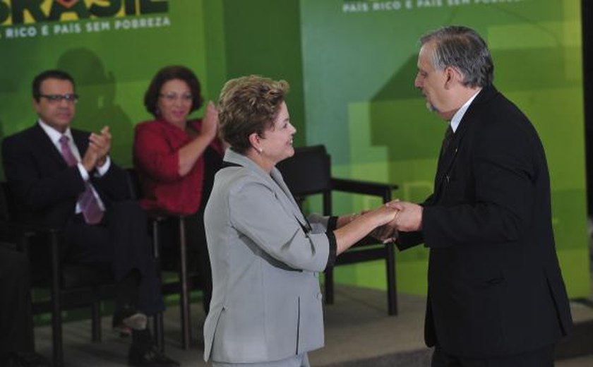 Dilma diz que motivações eleitorais não podem parar trabalhos do Congresso