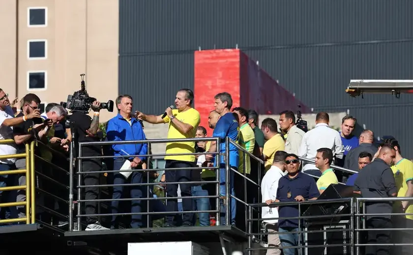 Bolsonaro faz o menor ato na Paulista contra o STF
