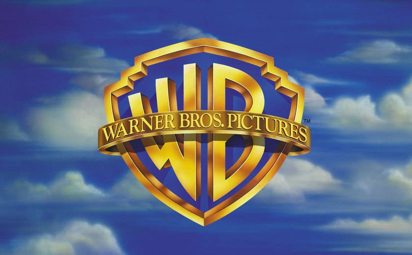 Warner Bros. encomenda roteiro para possível filme da Supergirl
