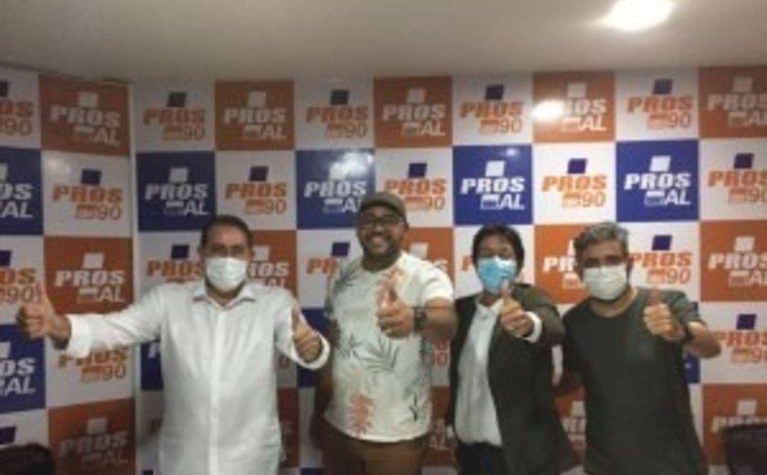 PROS filia professor que conseguiu 1637 votos com campanha de R$ 50