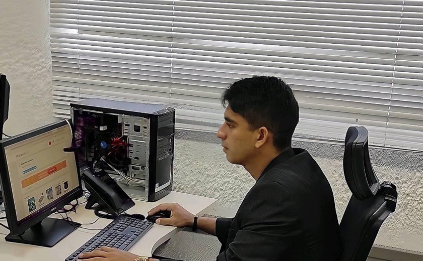 Melhores do Ano: servidor da Ilumina é eleito melhor técnico de TI de Maceió