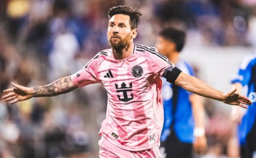 Messi 'esquece' Mundial e marca golaço na volta do Inter Miami à liga americana