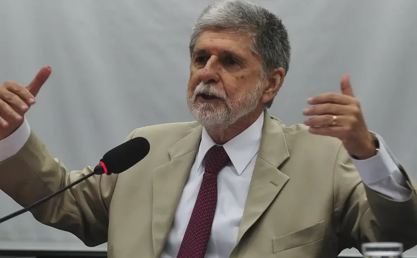 Celso Amorim: Ataque de Israel ao Líbano é revoltante; Itamaraty deve retirar brasileiros