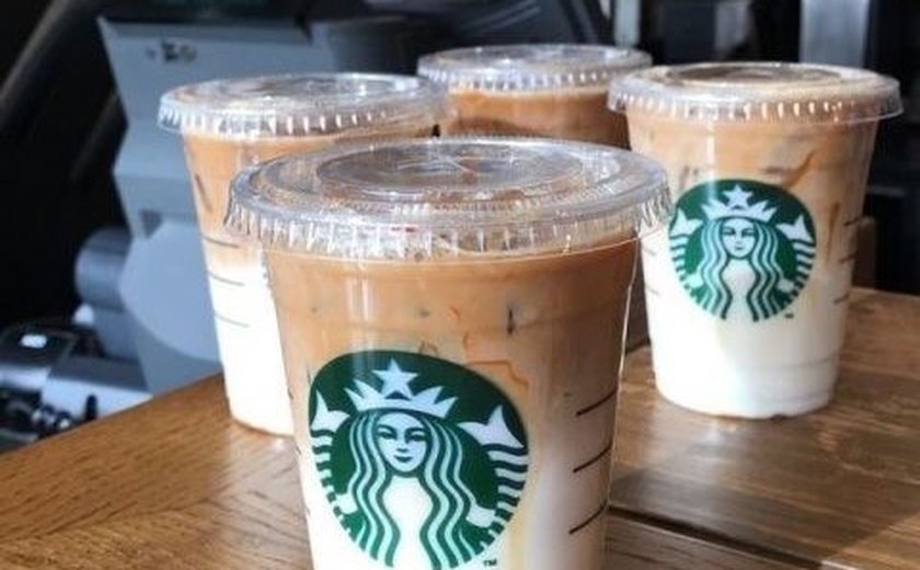 Starbucks recorre a CEO famoso para arrumar a casa
