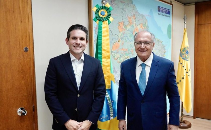 Hugo Motta vai levar aos líderes demanda do governo para votar projetos sobre exportação