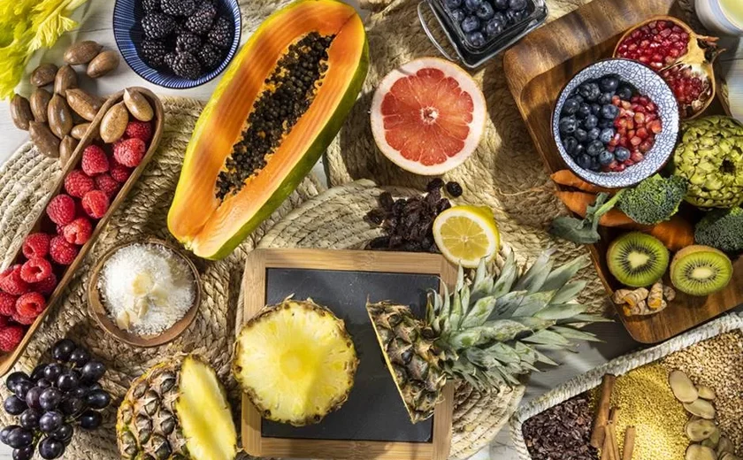 A fruta que combate a gordura no fígado e elimina a retenção de líquidos