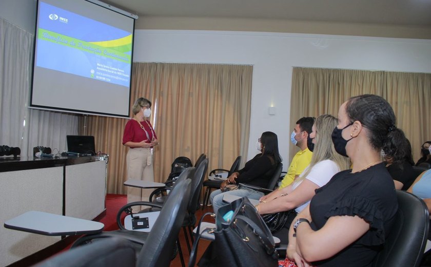 Curso atualiza servidores da SEMDSH Penedo sobre legislação do BPC