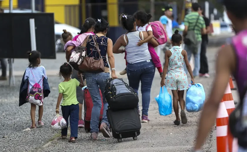 Pedidos de refúgio no Brasil aumentam 16% em 1 ano; maioria é de venezuelanos